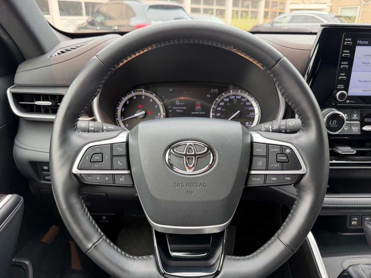 2022 Toyota Highlander XSE AWD Photo