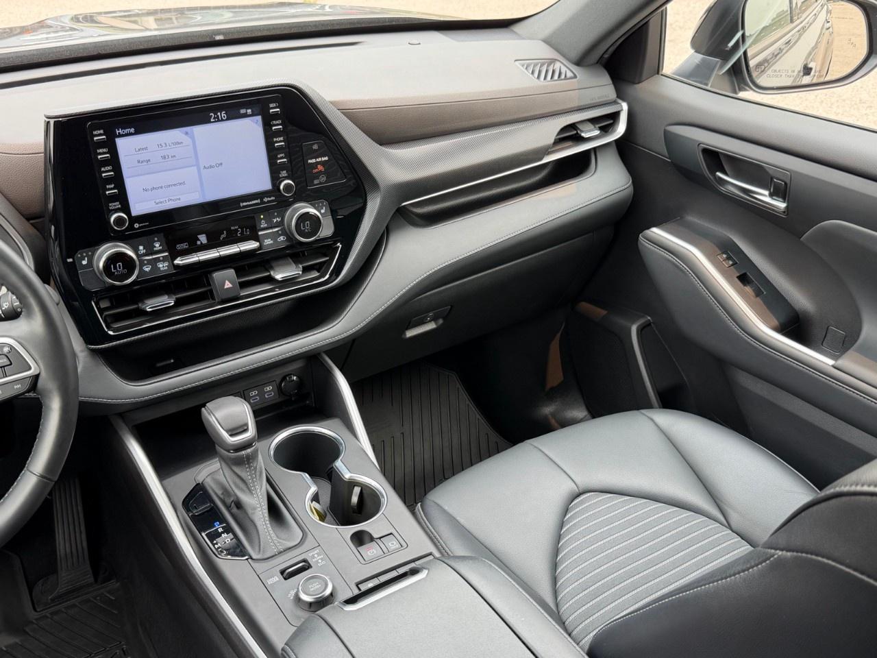 2022 Toyota Highlander XSE AWD Photo