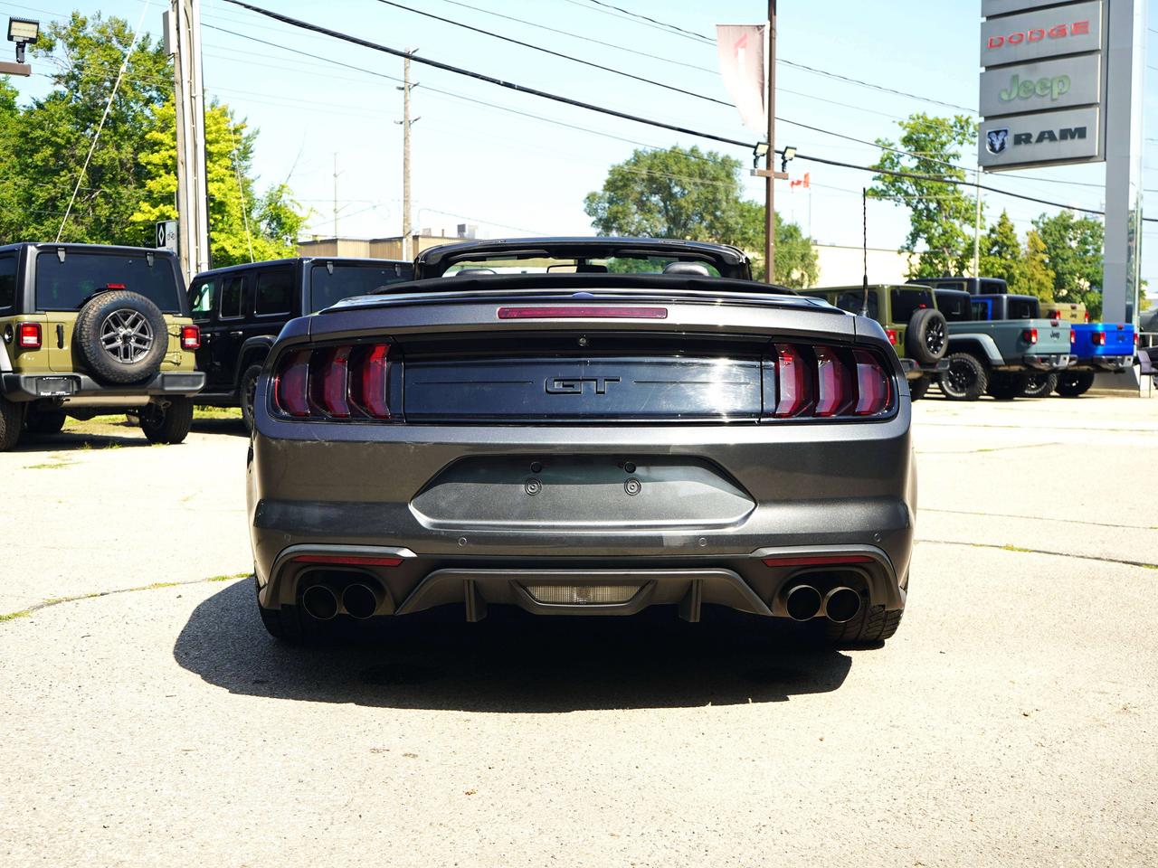 2018 Ford Mustang GT,V8,CONVERTIBLE Photo