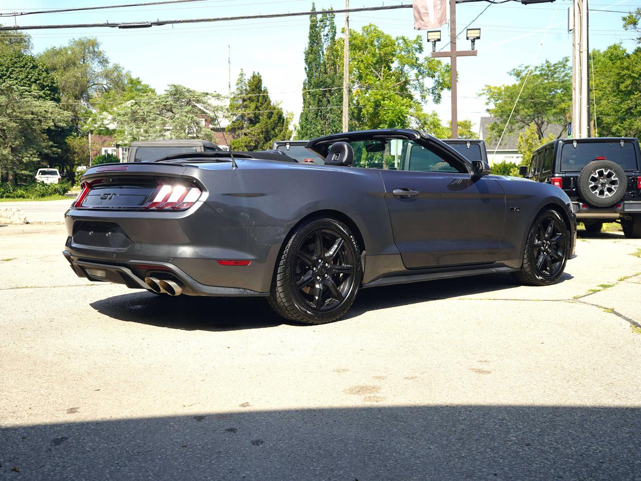 2018 Ford Mustang GT,V8,CONVERTIBLE Photo