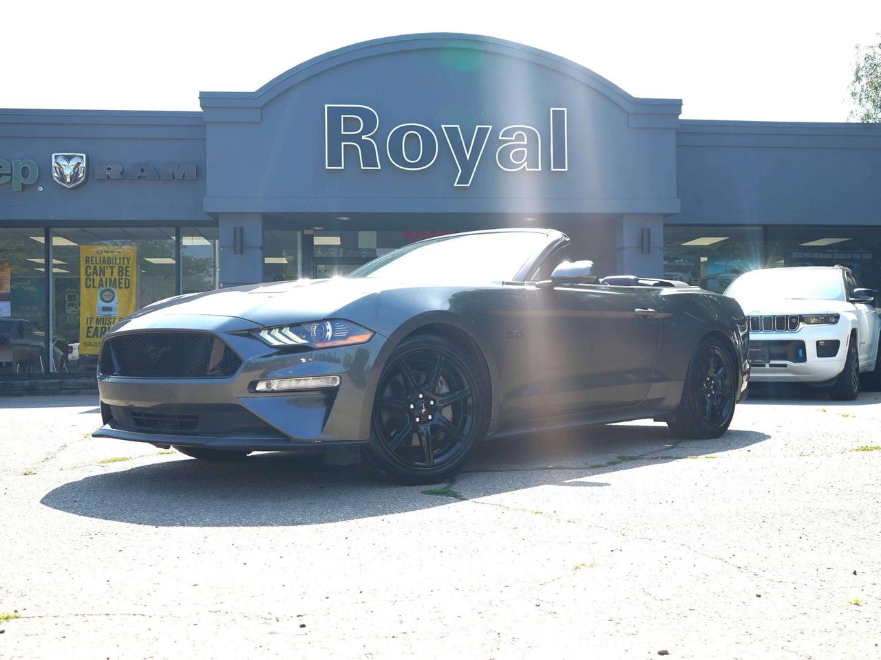 2018 Ford Mustang GT,V8,CONVERTIBLE Photo