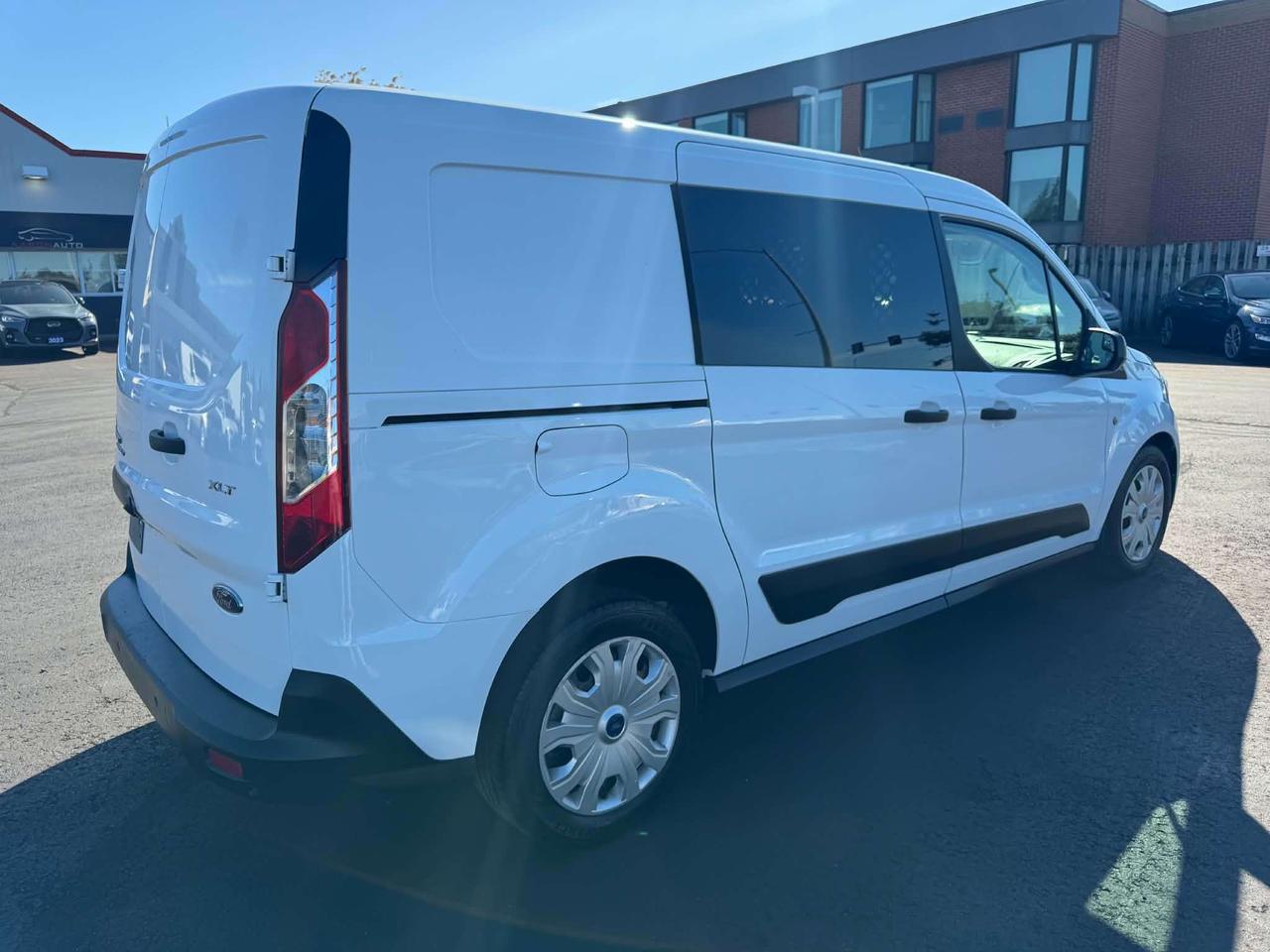 2022 Ford Transit Connect XLT - Low KM - Certified Photo