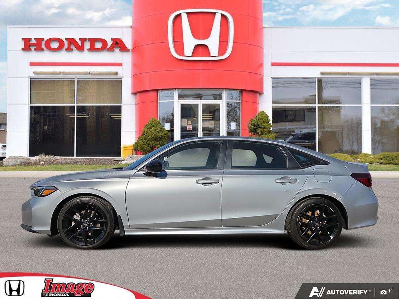 2025 Honda Civic Sport   HYBRID   NO CLAIMS   ONE OWNER Photo