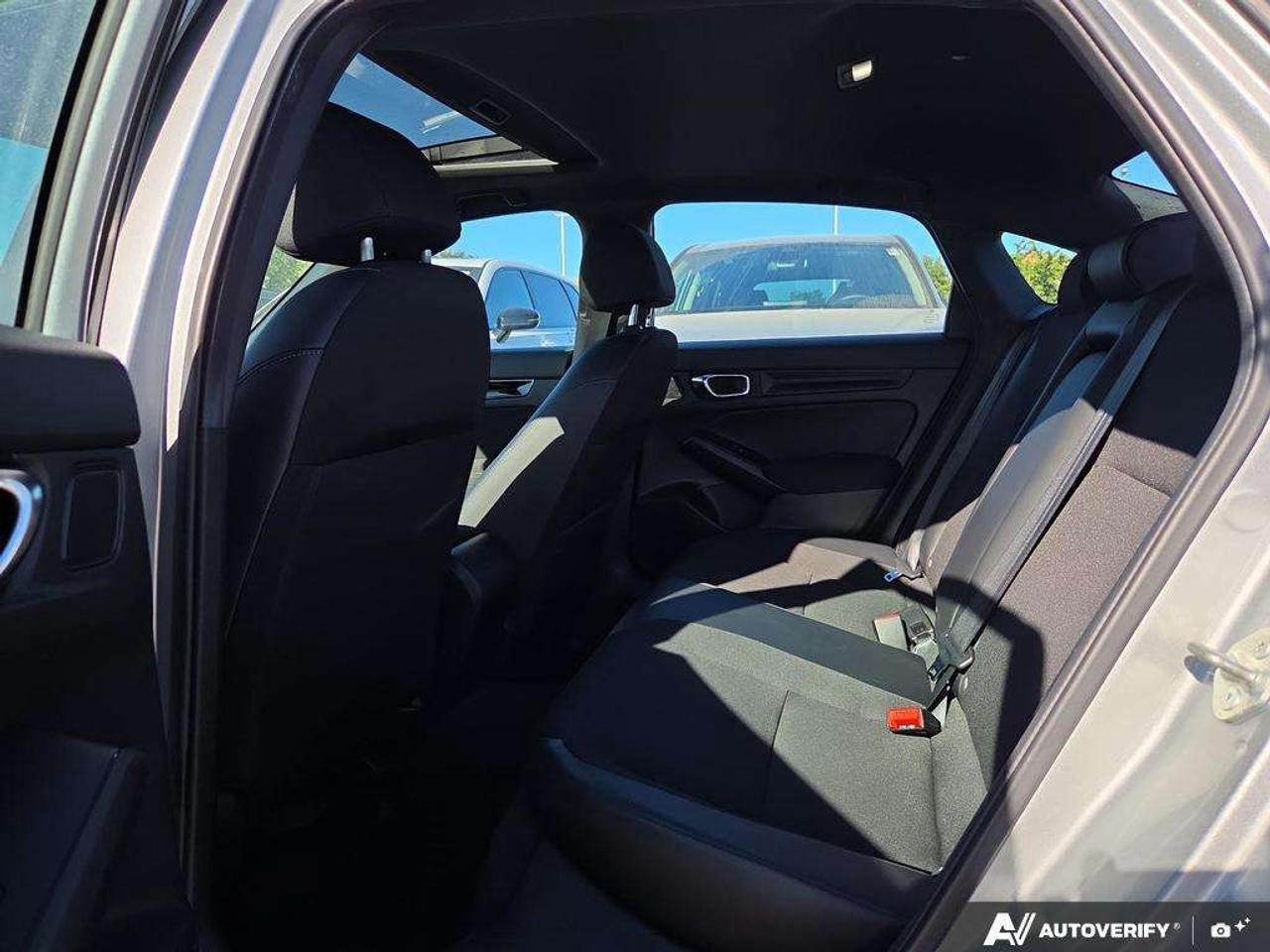 2025 Honda Civic Sport   HYBRID   NO CLAIMS   ONE OWNER Photo