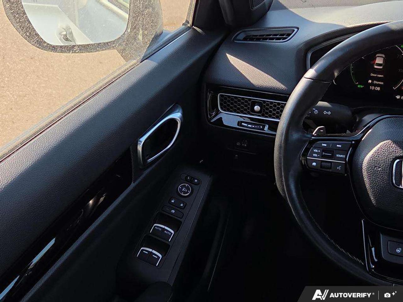 2025 Honda Civic Sport   HYBRID   NO CLAIMS   ONE OWNER Photo
