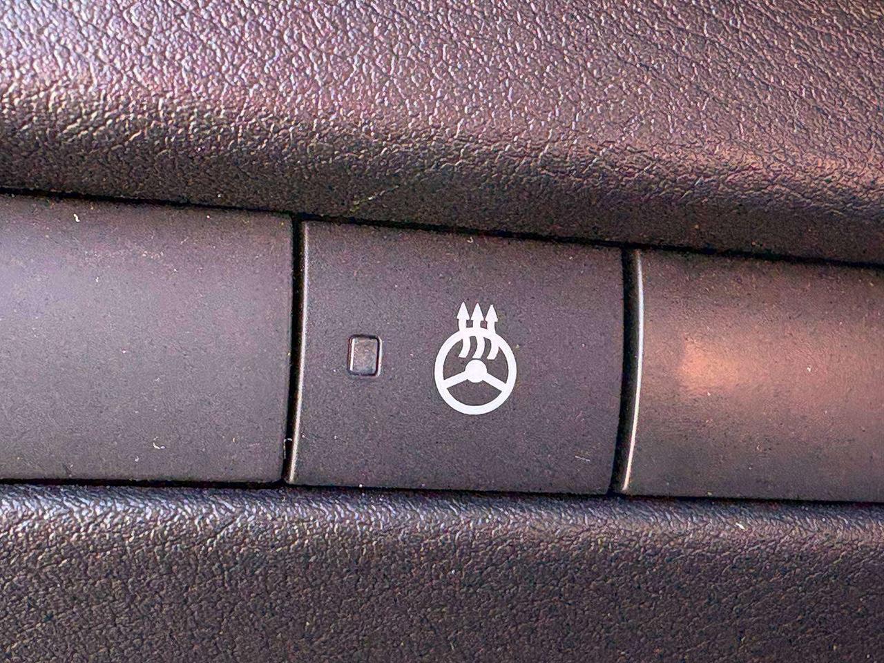 2026 Nissan Kicks SV AWD  - Certified - Heated Seats Photo