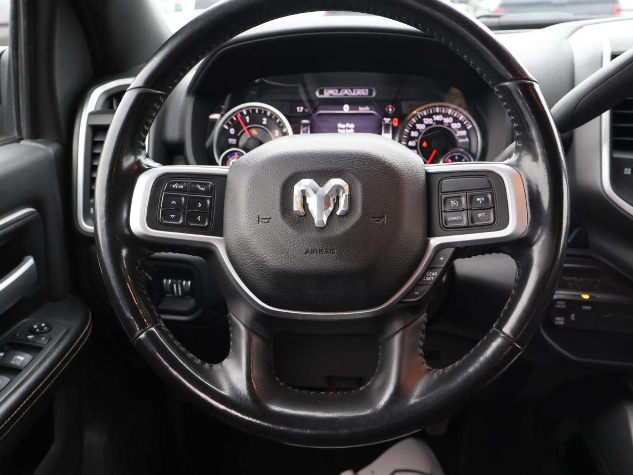 2020 RAM 2500 Big Horn 4x4 Crew Cab 6'4 Box Photo
