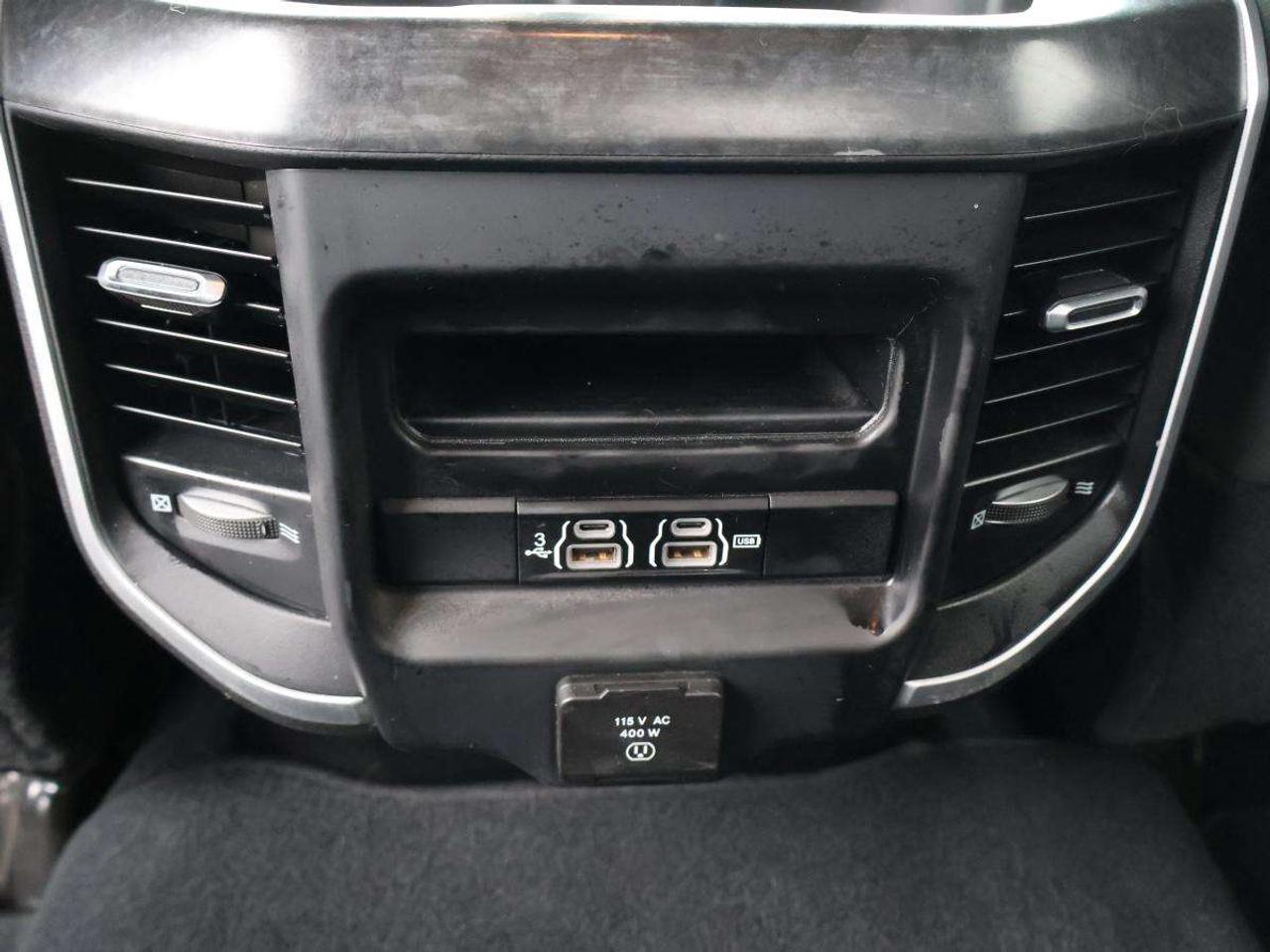 2020 RAM 2500 Big Horn 4x4 Crew Cab 6'4 Box Photo