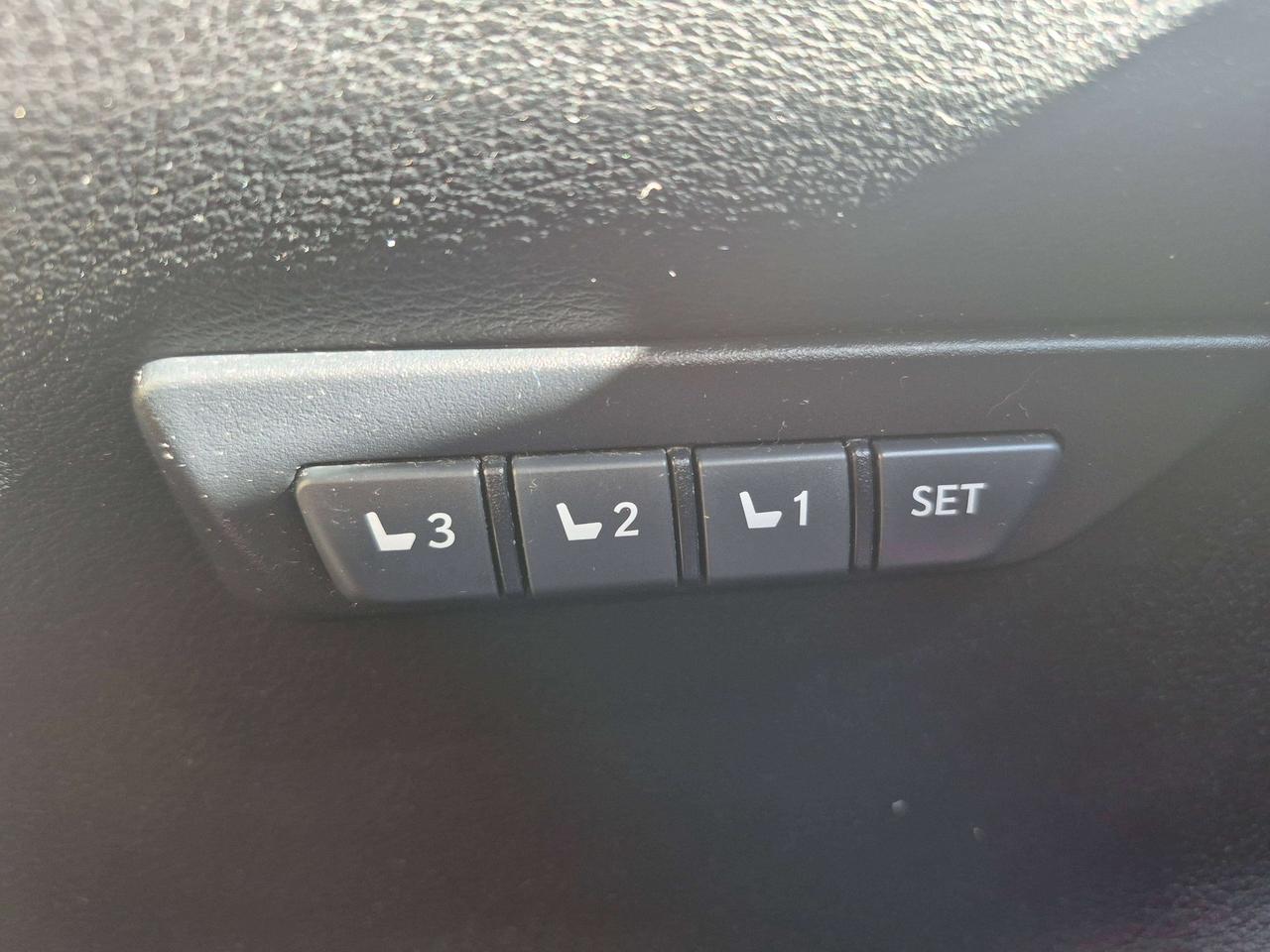 2018 Lexus NX LUXURY Photo