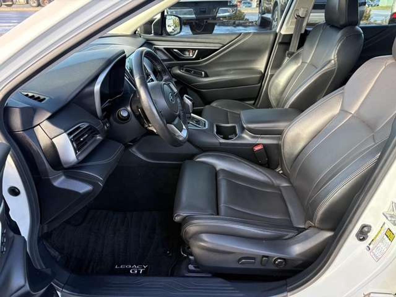 2020 Subaru Legacy Low KM -- Certified Photo