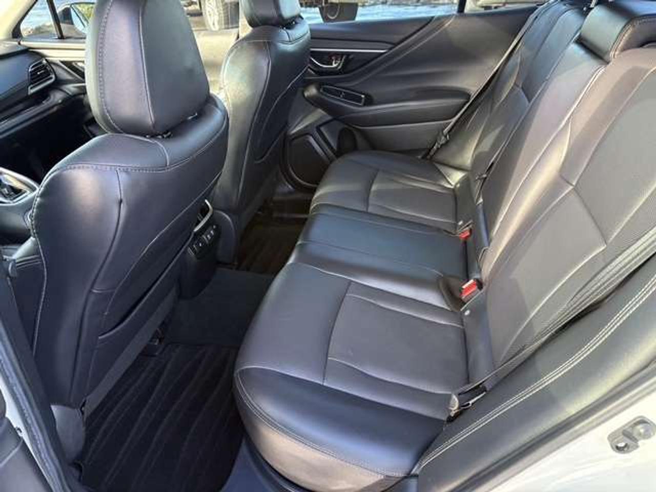 2020 Subaru Legacy Low KM -- Certified Photo