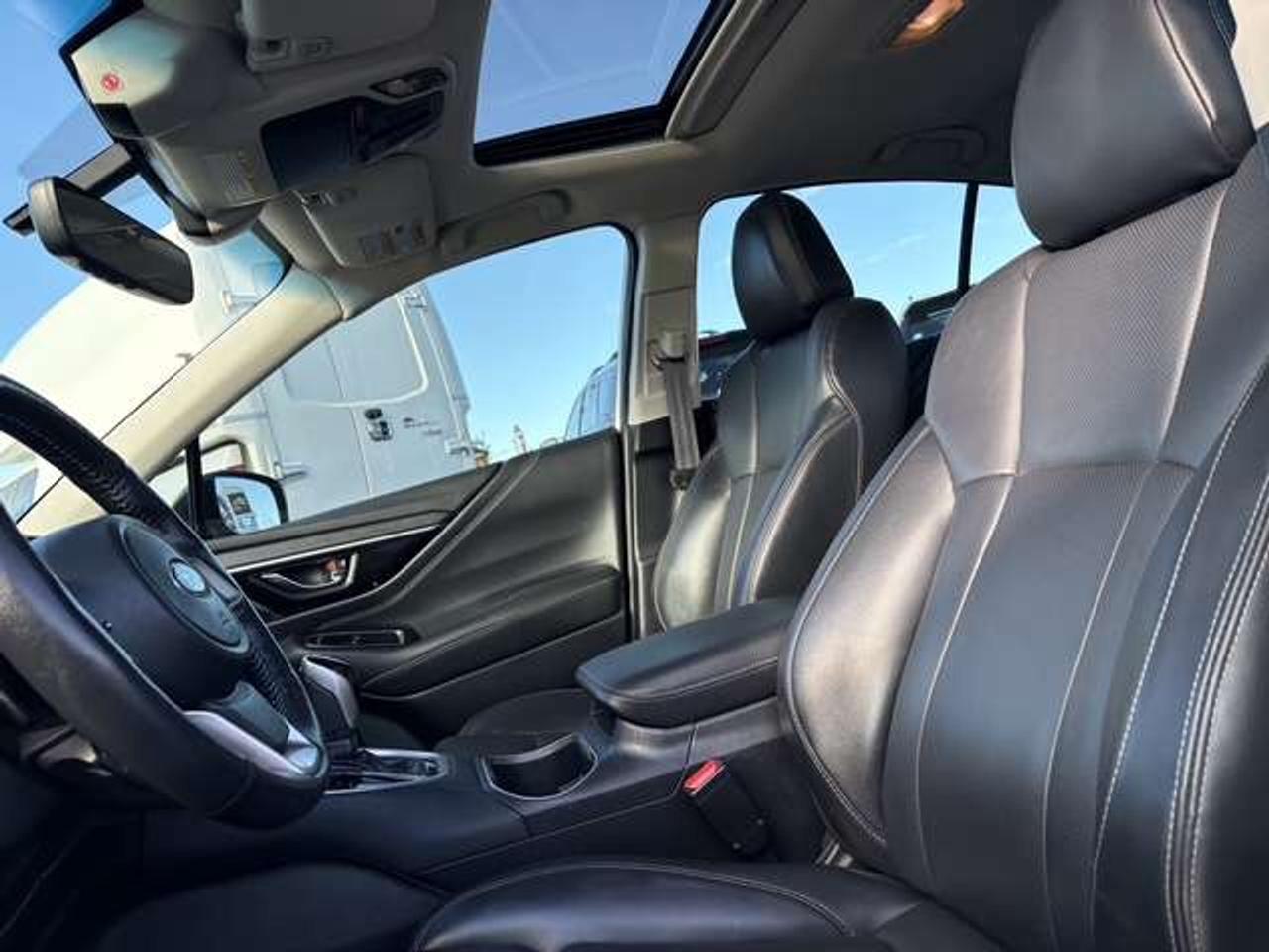 2020 Subaru Legacy Low KM -- Certified Photo
