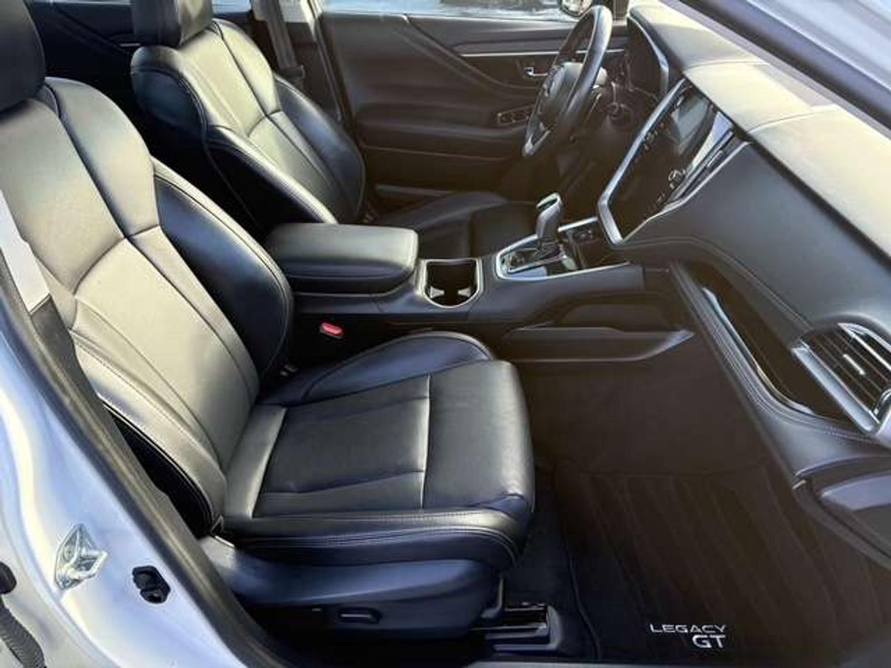 2020 Subaru Legacy Low KM -- Certified Photo