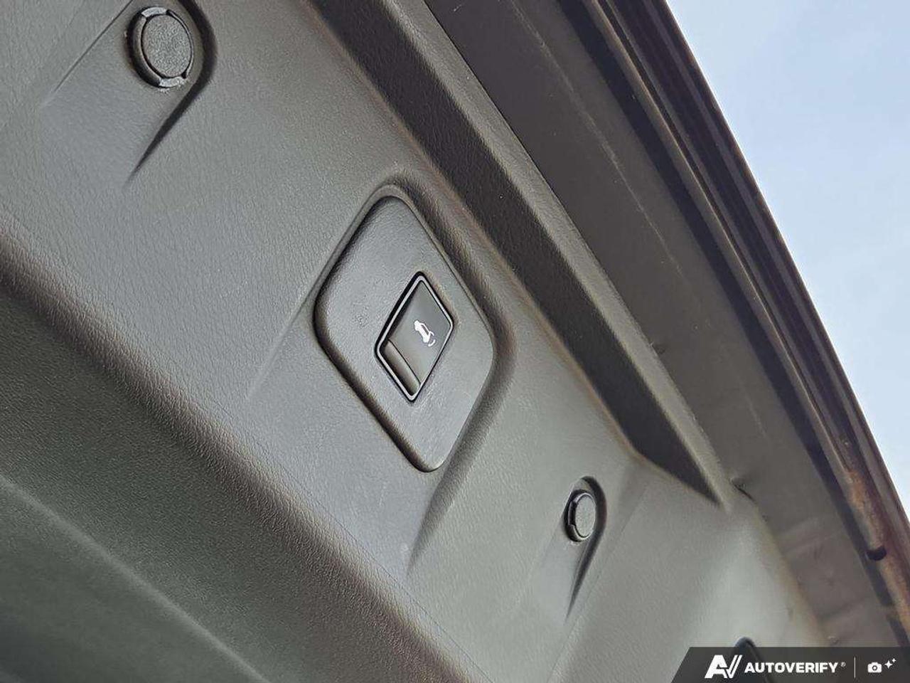 2018 Nissan Murano SL   ONE OWNER   NO CLAIMS   LTHER   PANO ROOF Photo