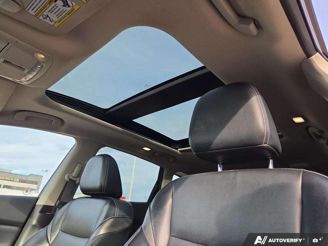 2018 Nissan Murano SL   ONE OWNER   NO CLAIMS   LTHER   PANO ROOF Photo