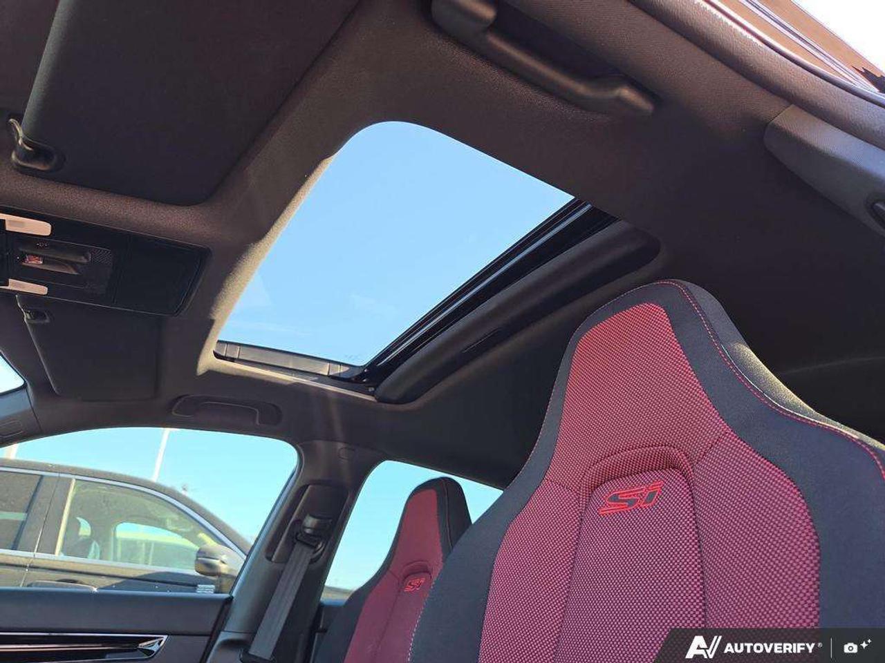 2025 Honda Civic Si   SUNROOF   6 SPEED MANUAL   NO CLAIMS Photo
