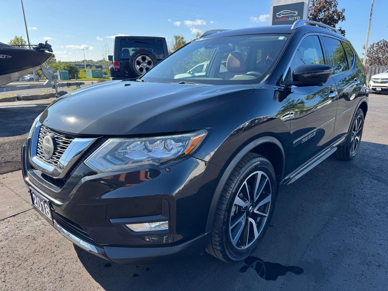 2018 Nissan Rogue SL -- Low KM -- Certified Photo0
