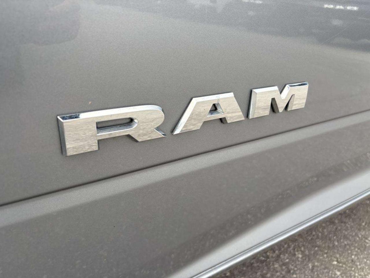 2024 RAM 2500 Big Horn 4x4 Crew Cab 6'4 Box Photo