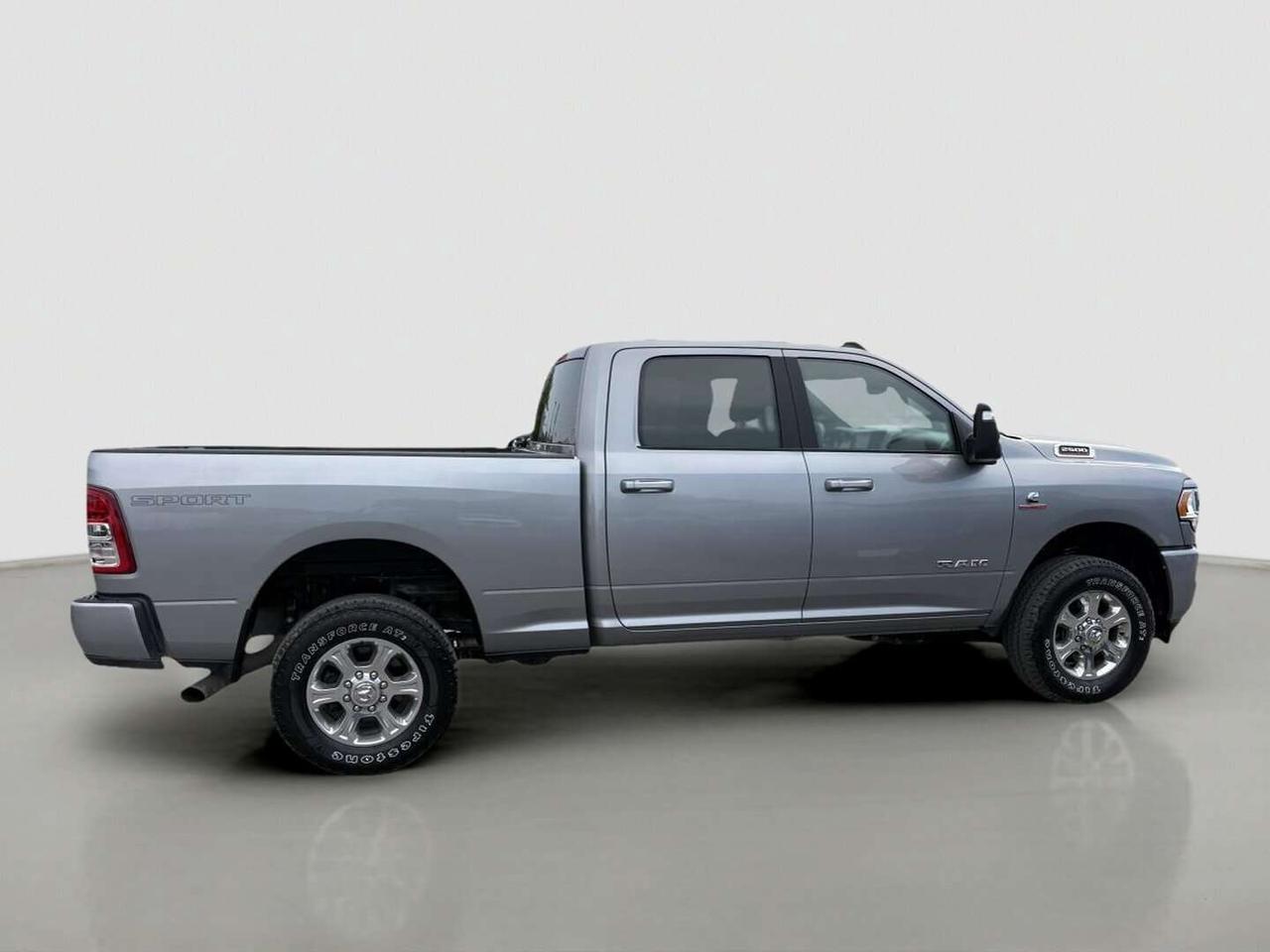 2024 RAM 2500 Big Horn 4x4 Crew Cab 6'4 Box Photo