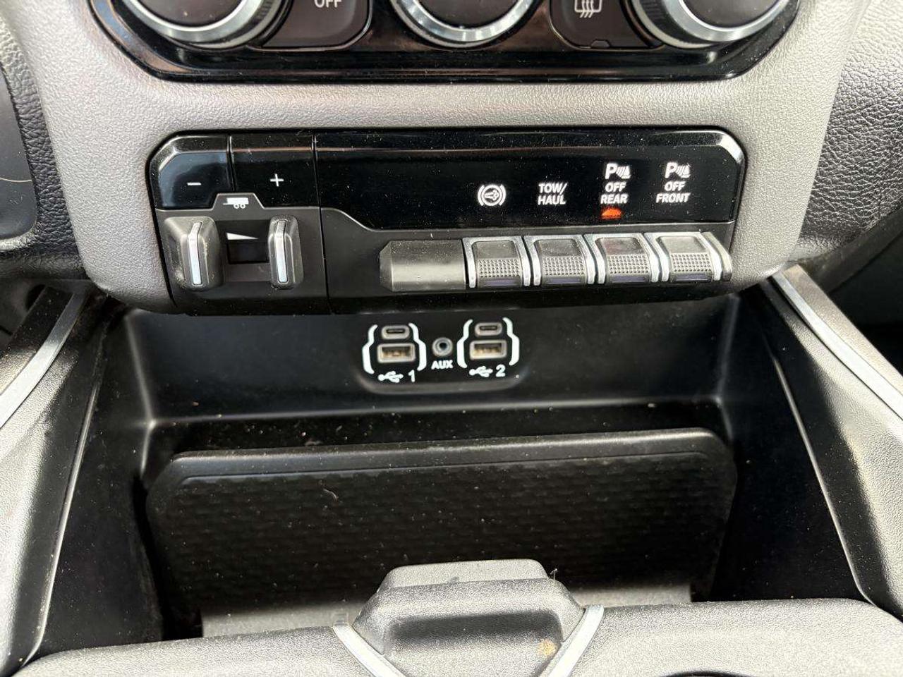 2024 RAM 2500 Big Horn 4x4 Crew Cab 6'4 Box Photo