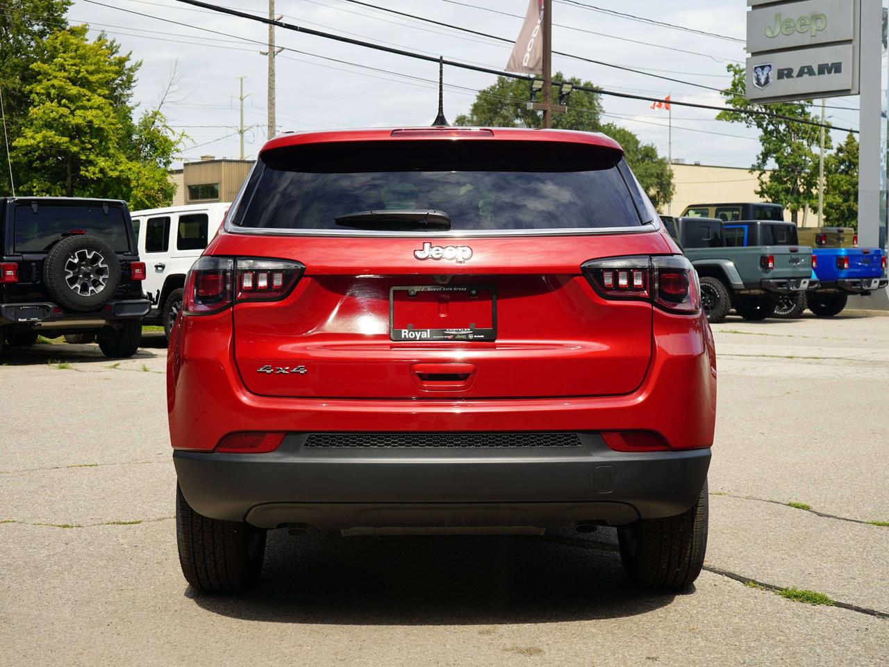 2025 Jeep Compass SPORT, CARPLAY, NAVI Photo