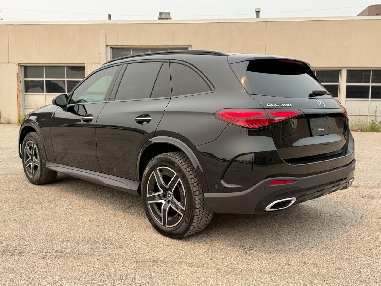 2023 Mercedes-Benz GLC GLC 300 4MATIC SUV Photo