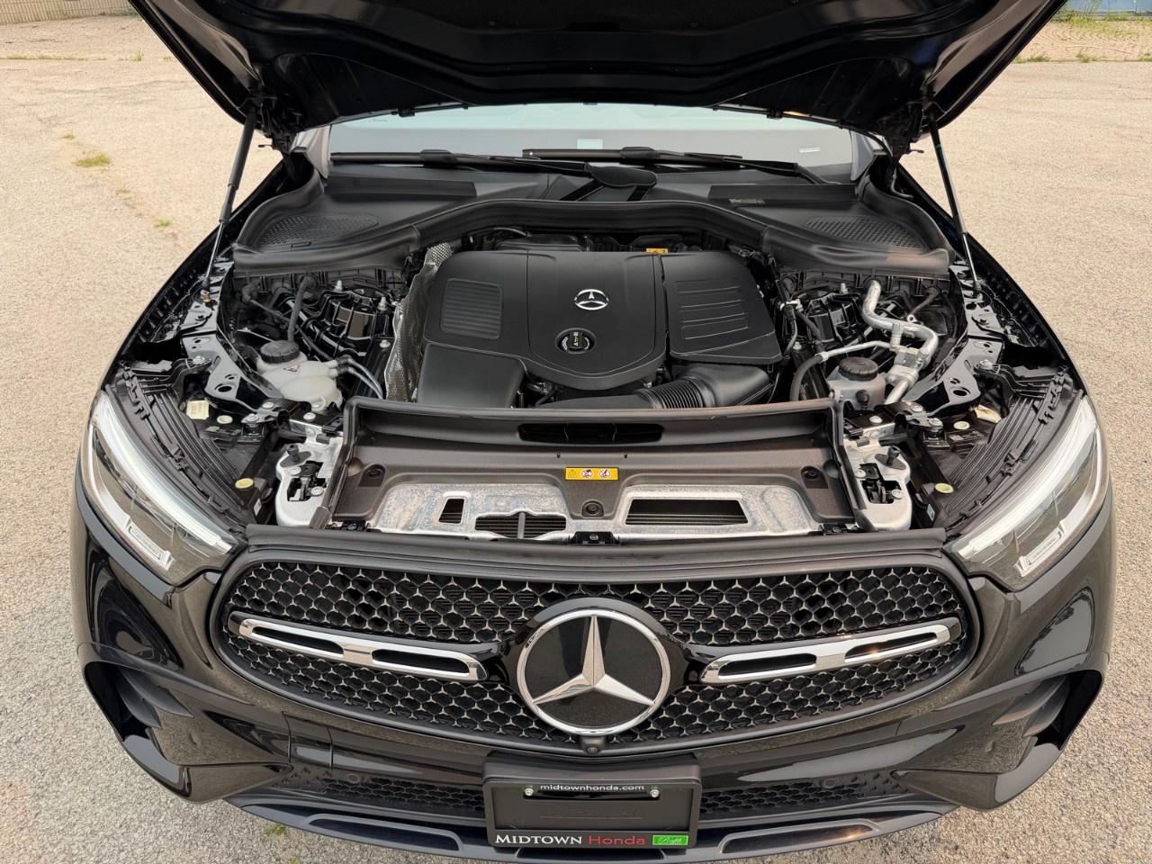 2023 Mercedes-Benz GLC GLC 300 4MATIC SUV Photo