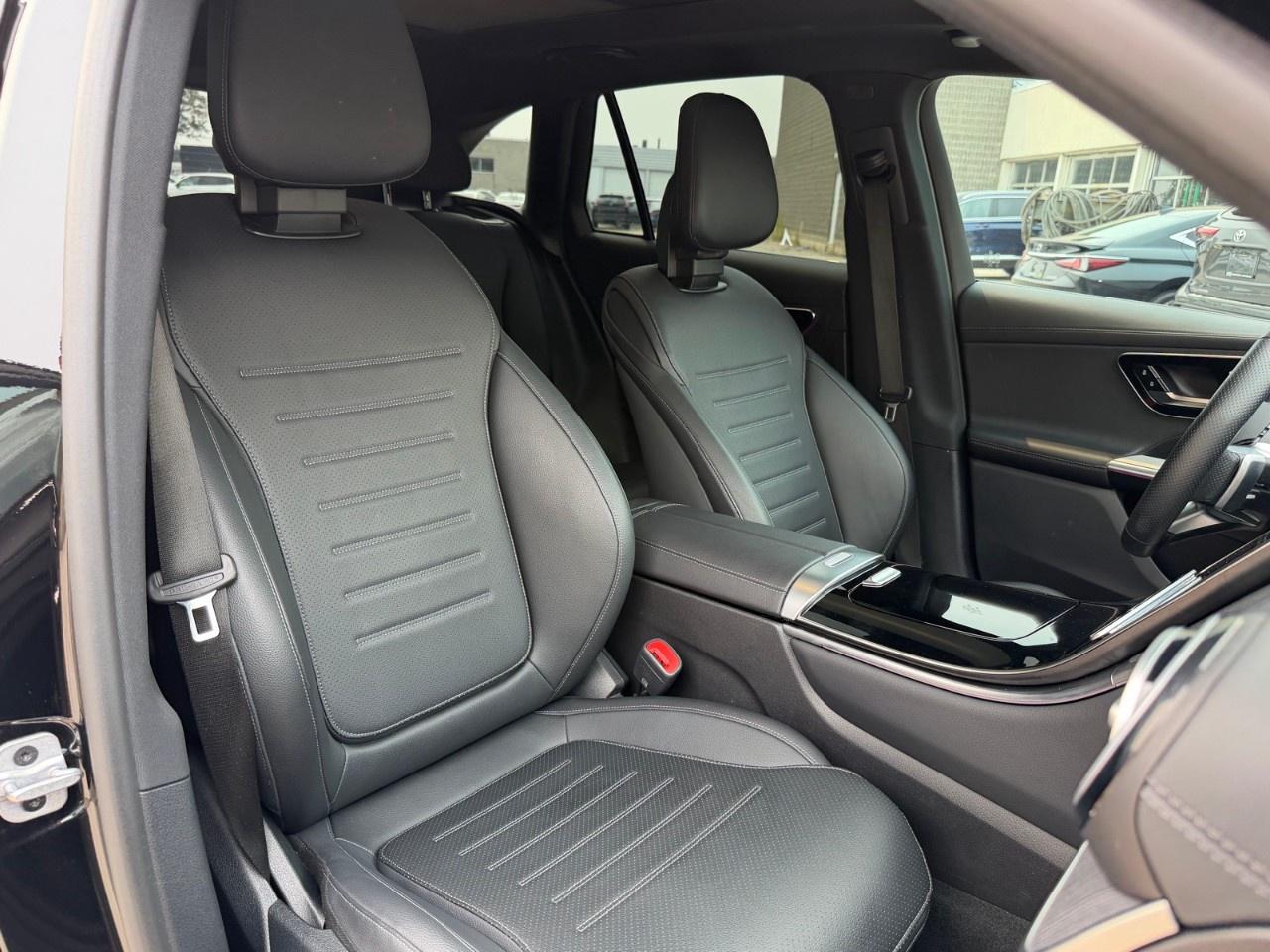 2023 Mercedes-Benz GLC GLC 300 4MATIC SUV Photo