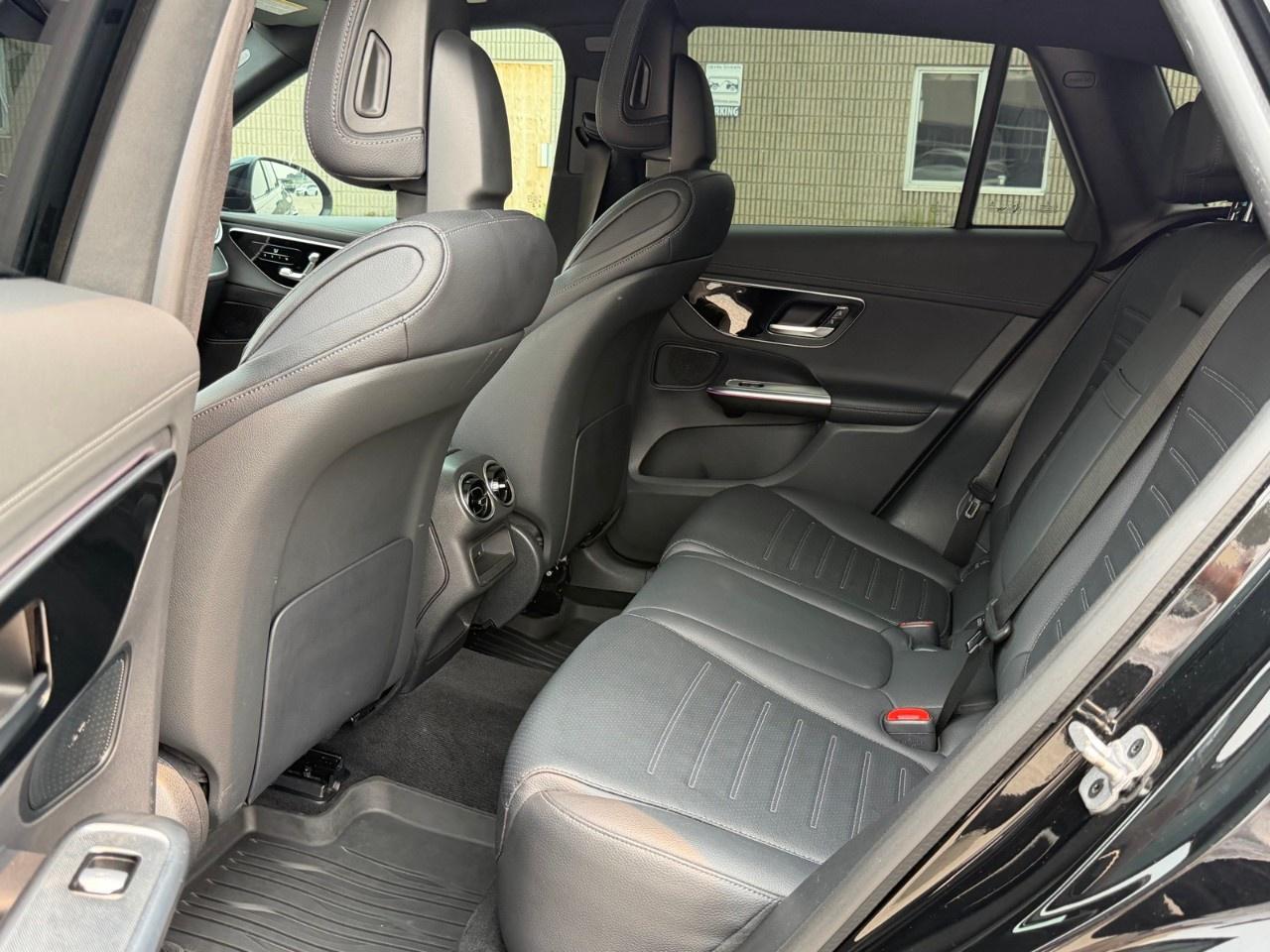 2023 Mercedes-Benz GLC GLC 300 4MATIC SUV Photo