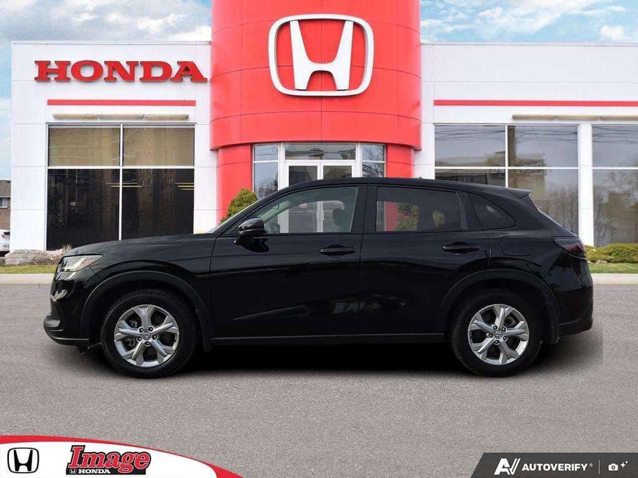 2025 Honda HR-V LX AWD   HTD SEATS   APPLE CARPLAY   HONDA SENSING Photo