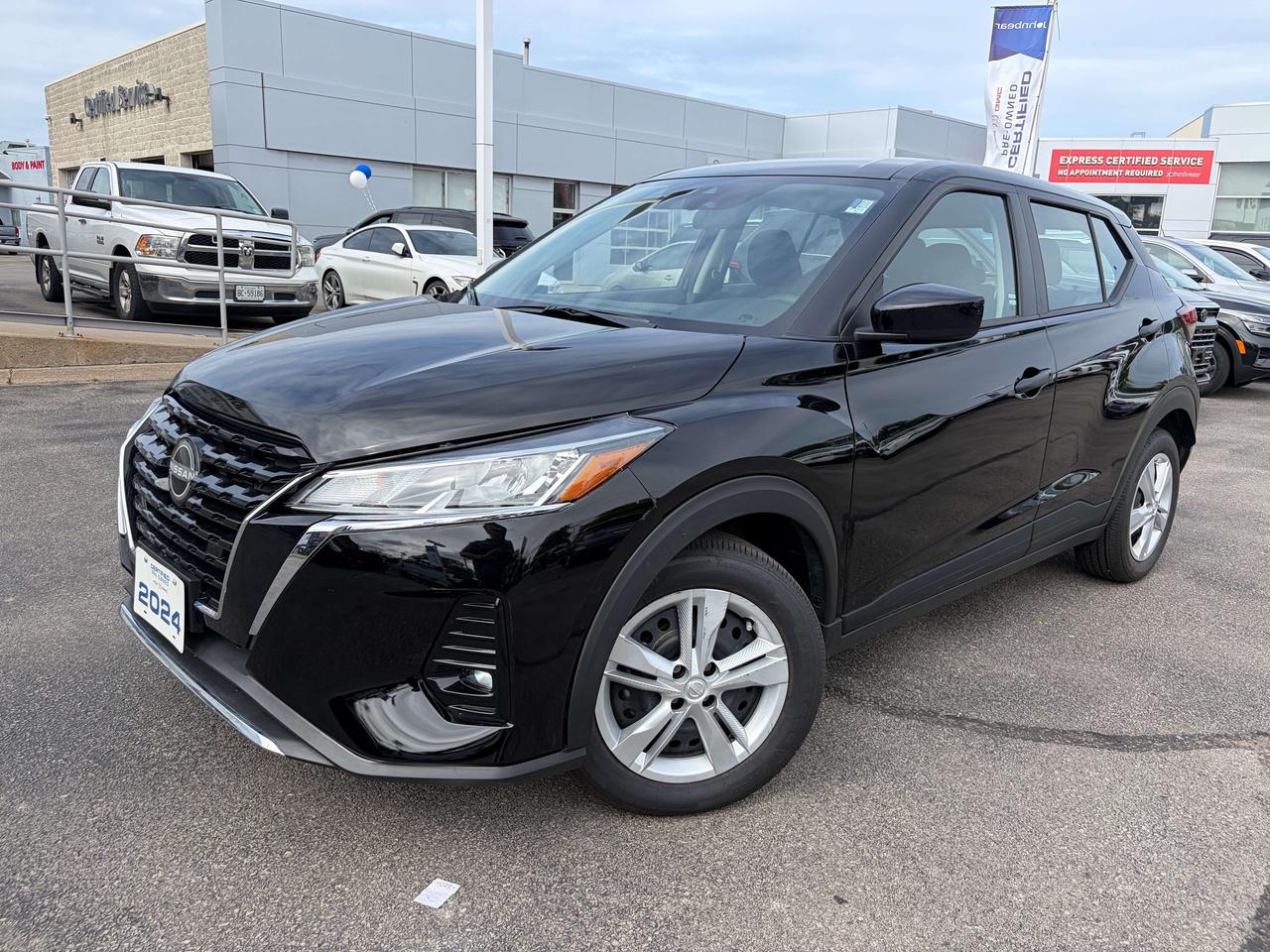 2024 Nissan Kicks S Photo1
