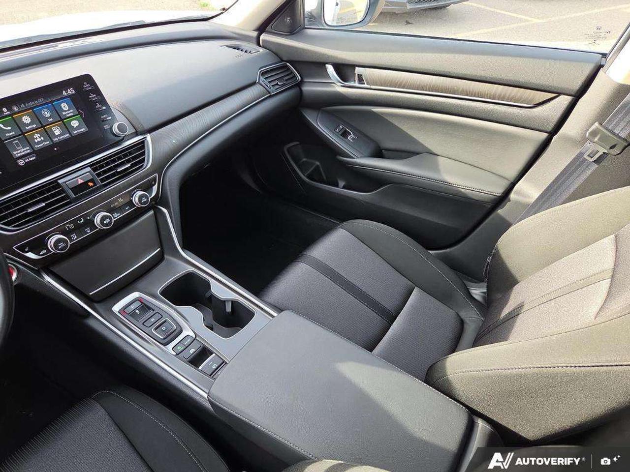 2020 Honda Accord NO CLAIMS   ONE OWNER   HYBRID Photo