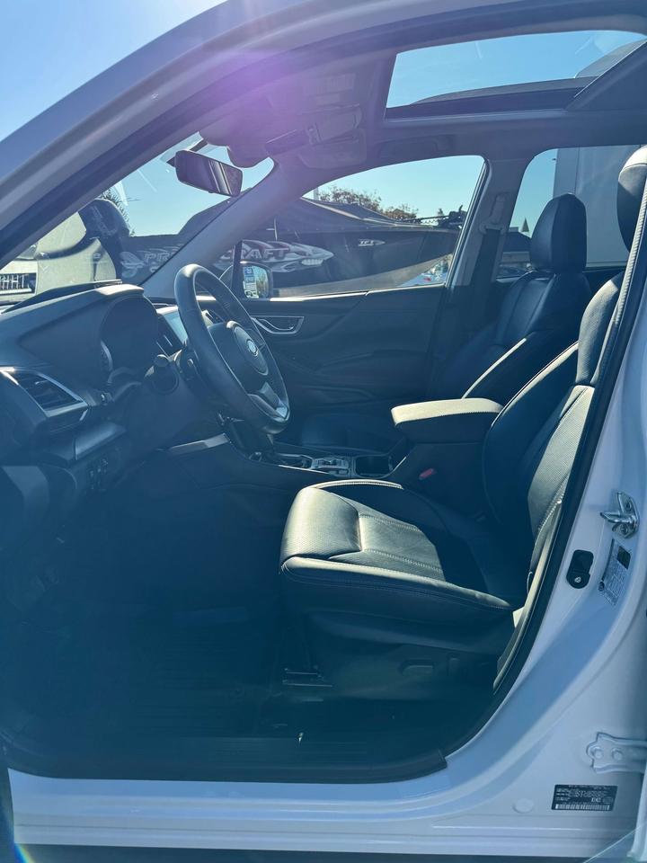 2021 Subaru Forester Limited - Low KM - Certified Photo