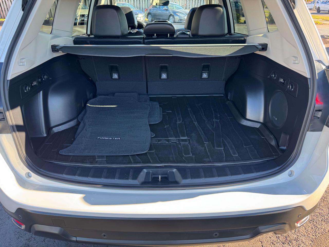 2021 Subaru Forester Limited - Low KM - Certified Photo