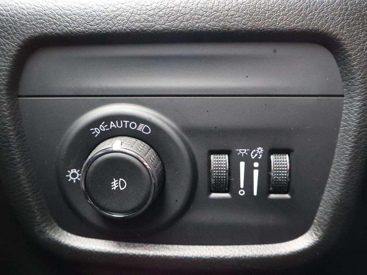 2024 Jeep Grand Cherokee OVERLAND 4X4 Photo