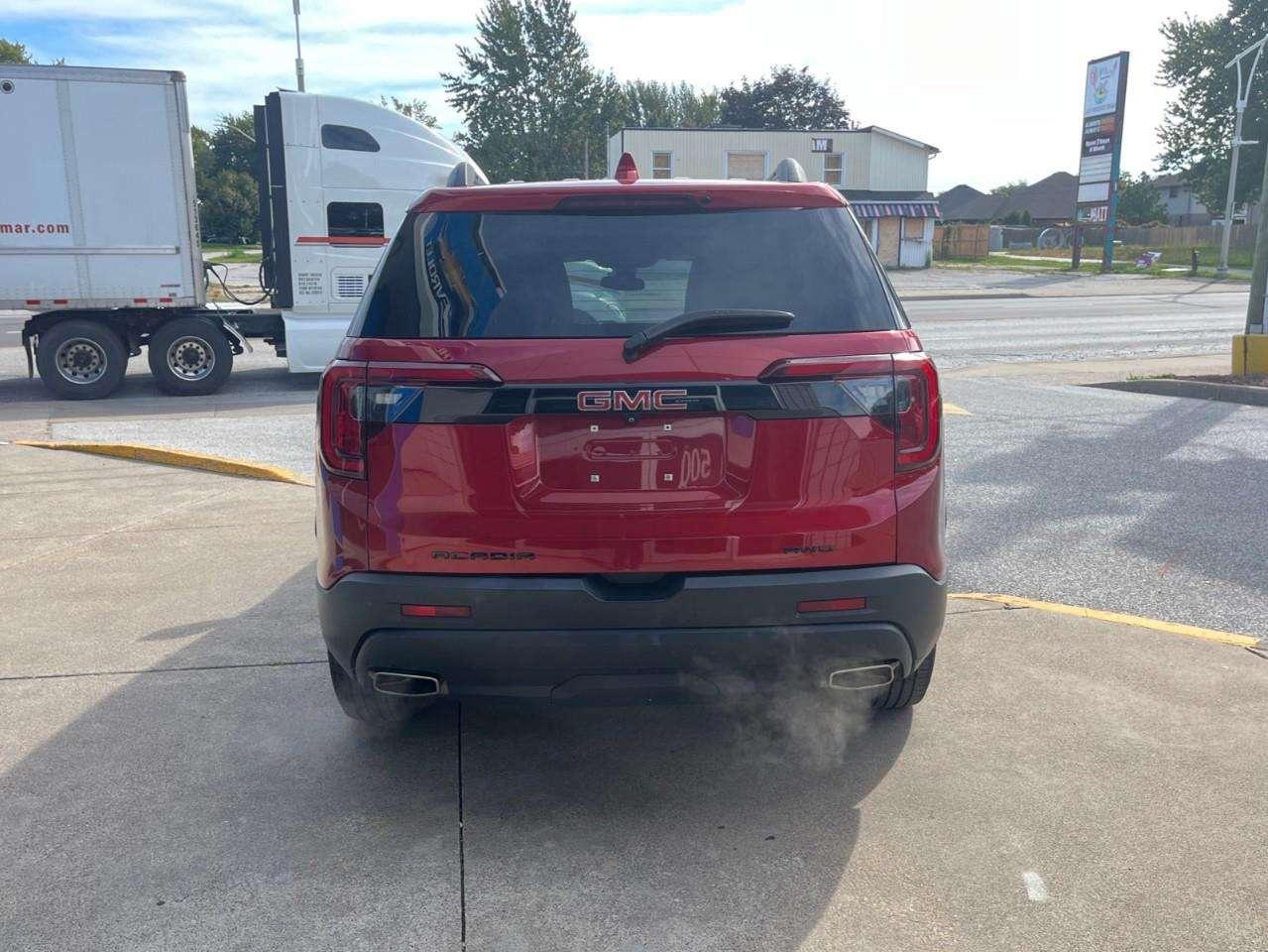 2023 GMC Acadia SLE CPO RATES APPLY! Photo