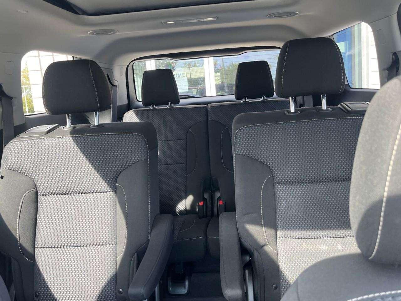 2023 GMC Acadia SLE CPO RATES APPLY! Photo