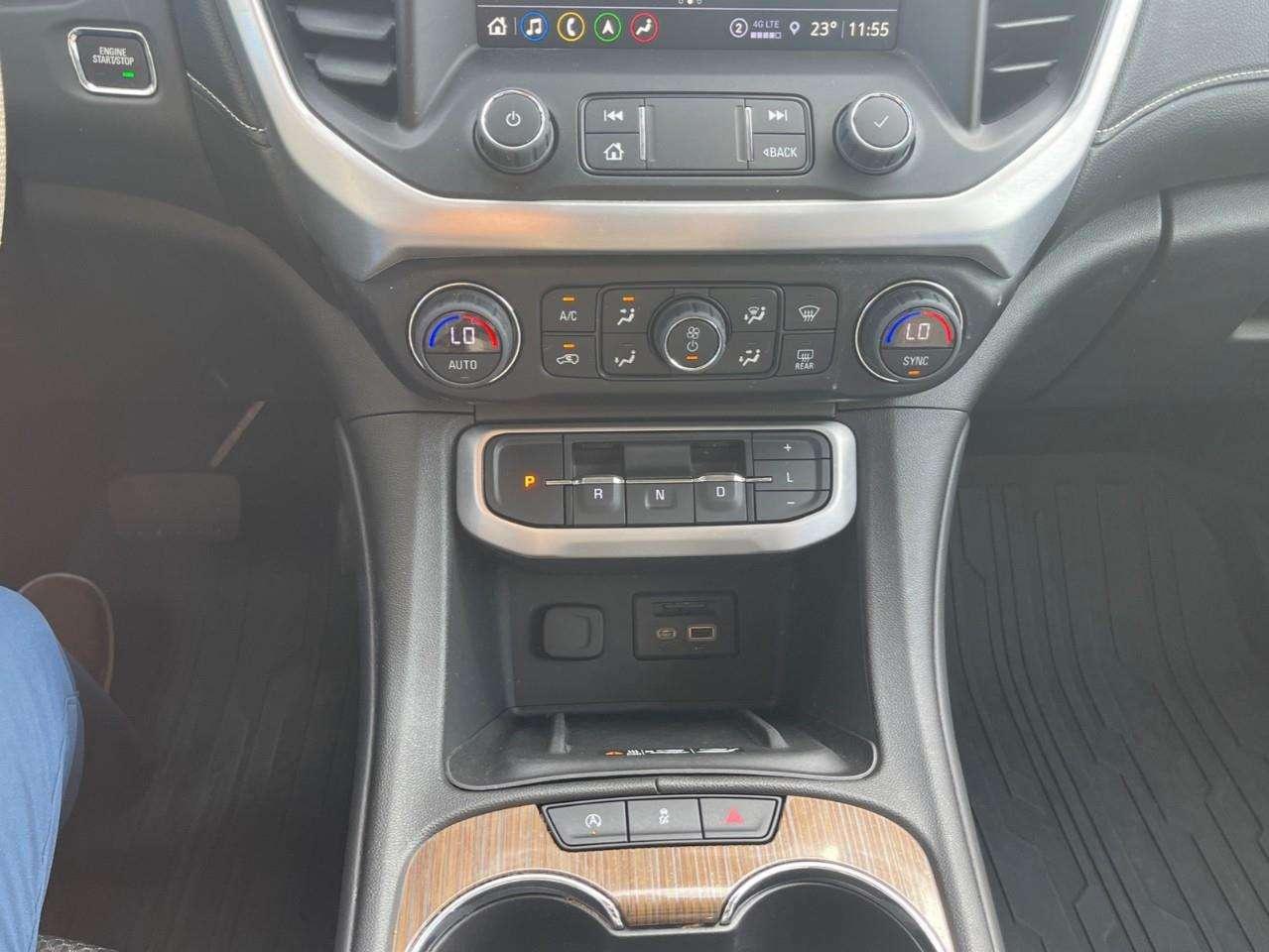 2023 GMC Acadia SLE CPO RATES APPLY! Photo