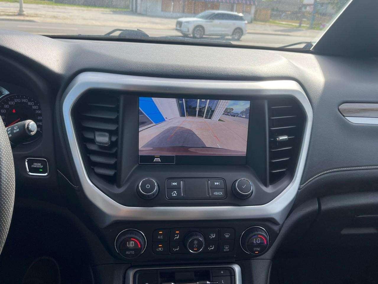 2023 GMC Acadia SLE CPO RATES APPLY! Photo