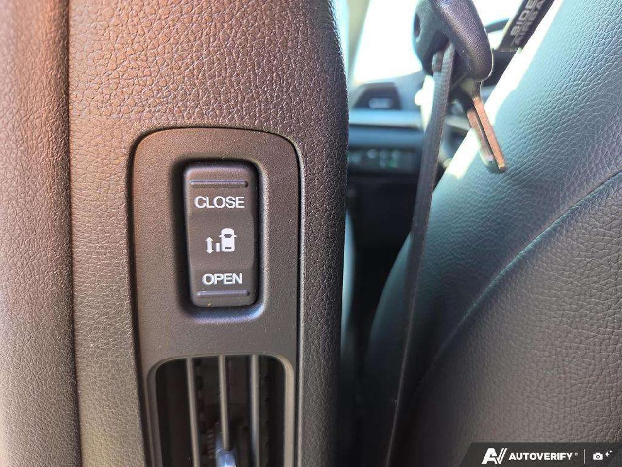 2023 Honda Odyssey EX-L   NO CLAIMS   1 OWNER   LEATHER   CARPLAY Photo