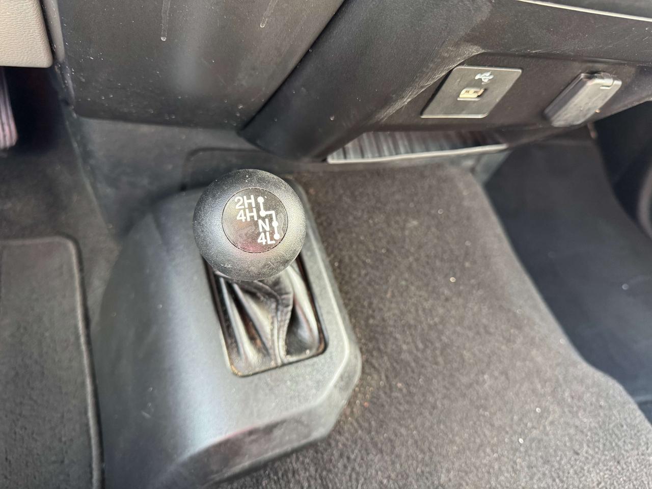2019 Ford F-450 XL -- Dump Bed -- Low KM -- Certified Photo