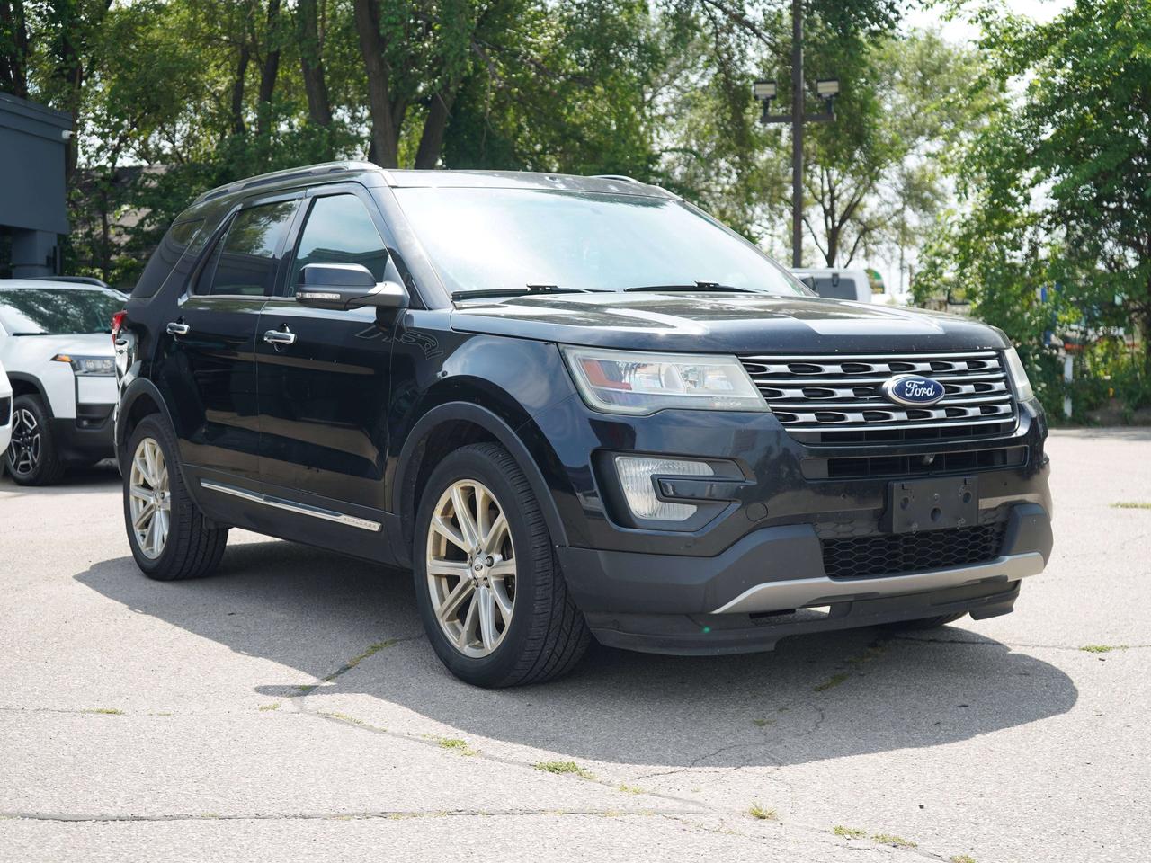 2016 Ford Explorer 3.5L V6, 4WD, NAVI Photo