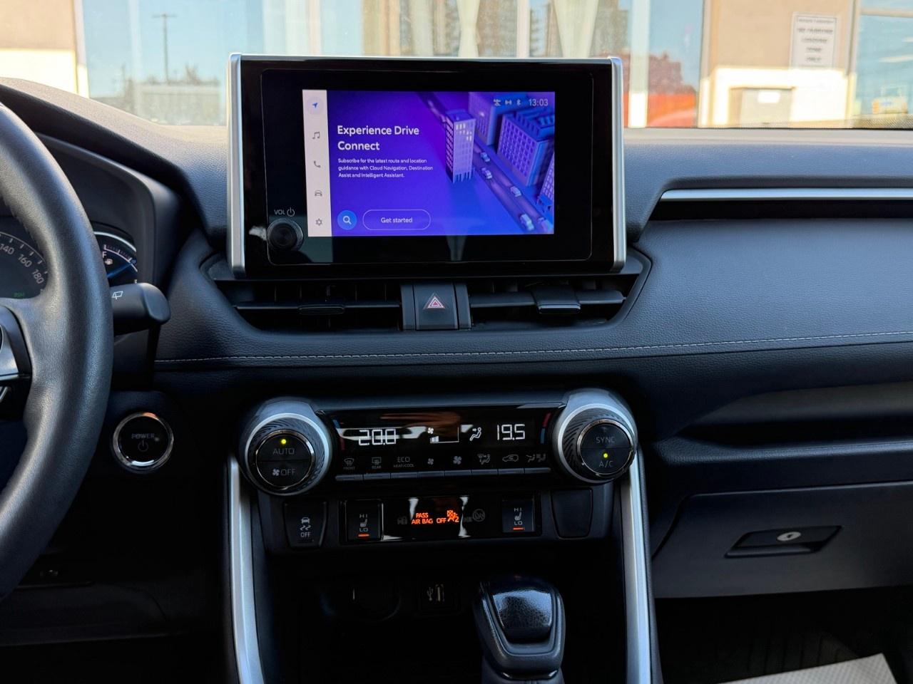 2025 Toyota RAV4 Hybrid XLE AWD Photo