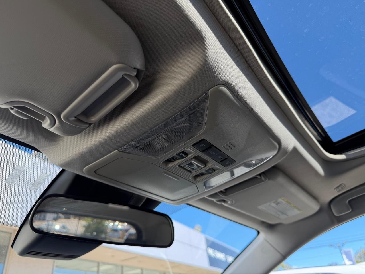 2025 Toyota RAV4 Hybrid XLE AWD Photo