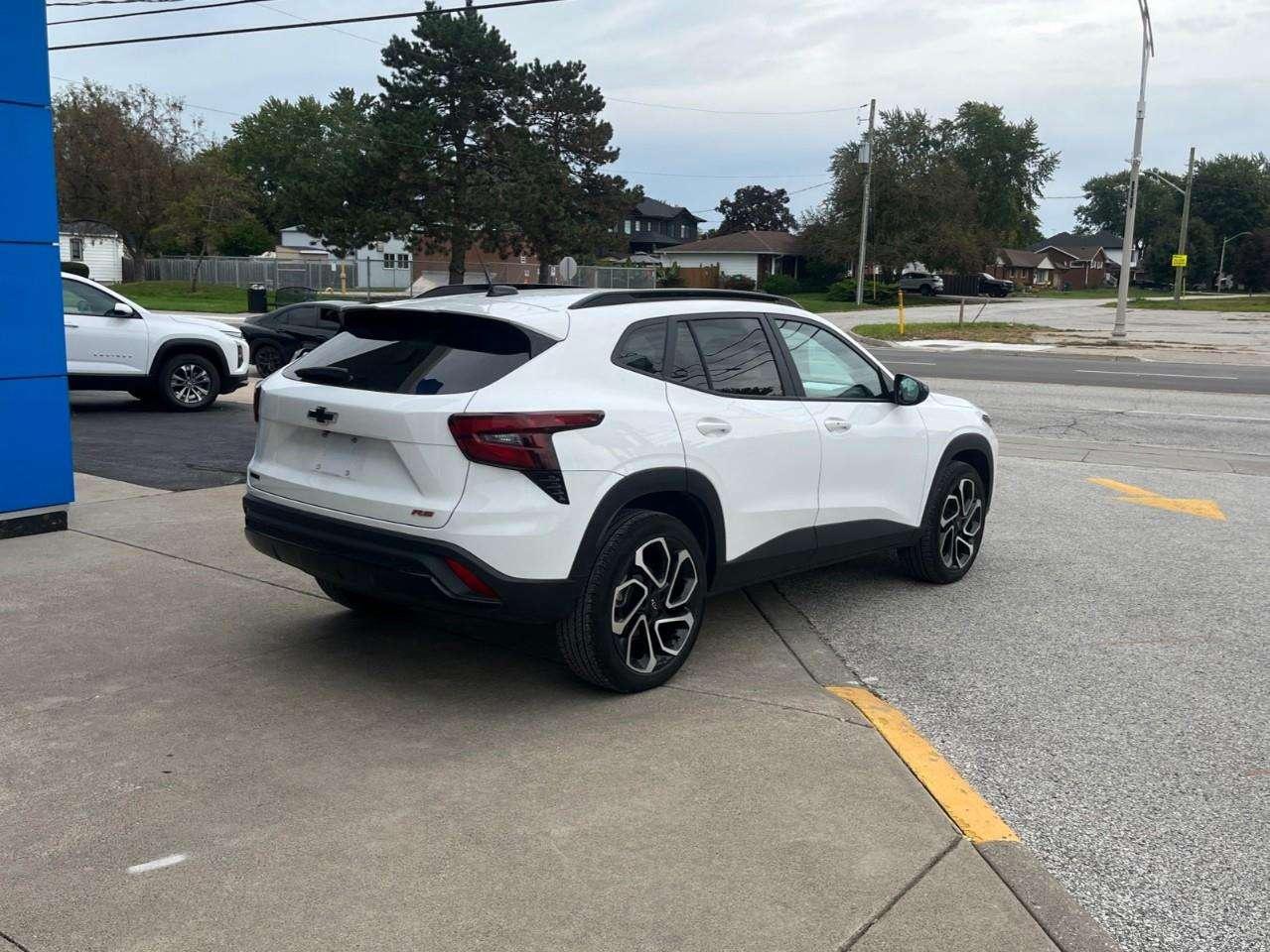 2025 Chevrolet Trax 2RS CPO RATES APPLY! Photo