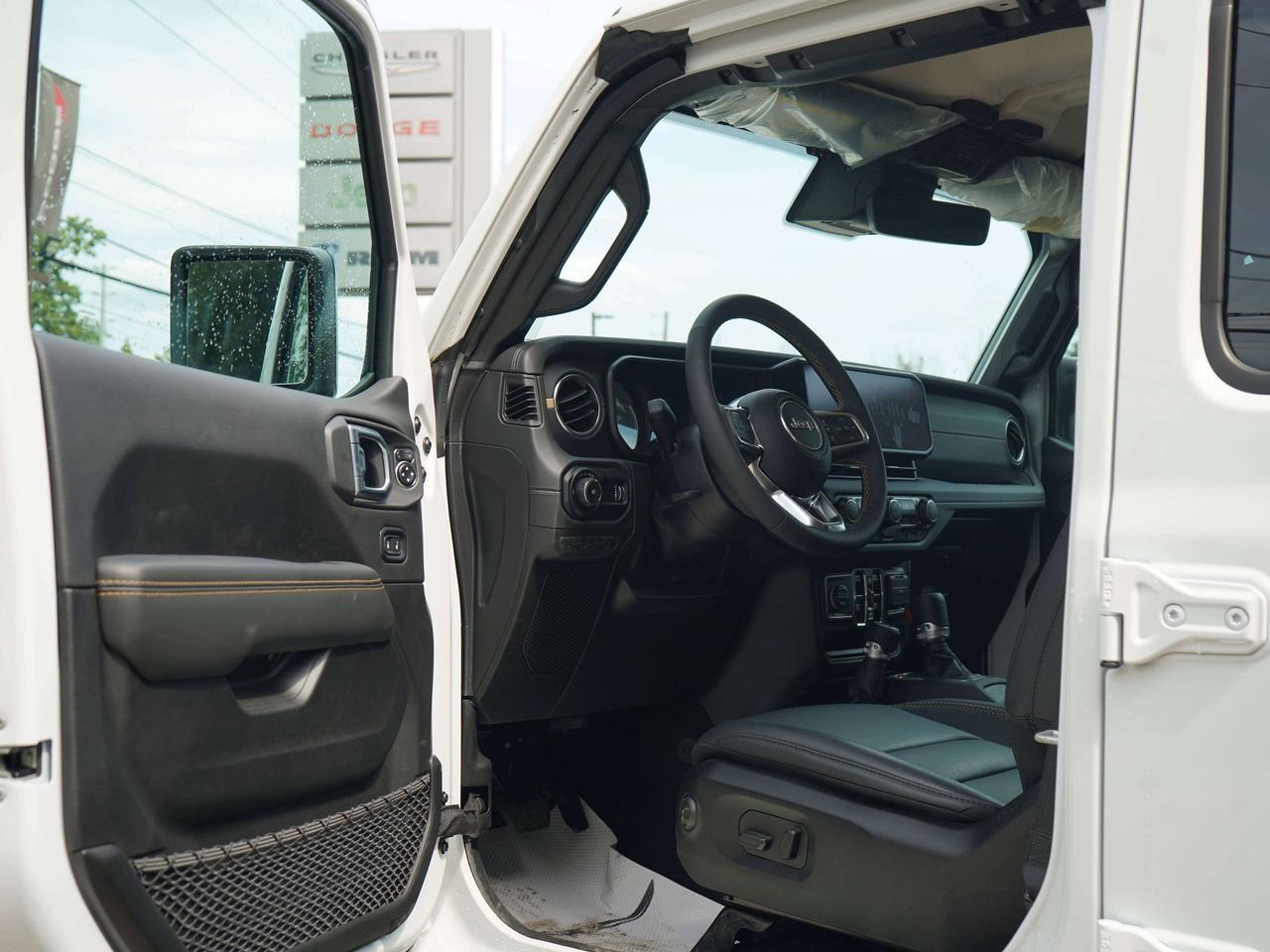 2024 Jeep Wrangler SAHARA, 4X4, NAVI Photo