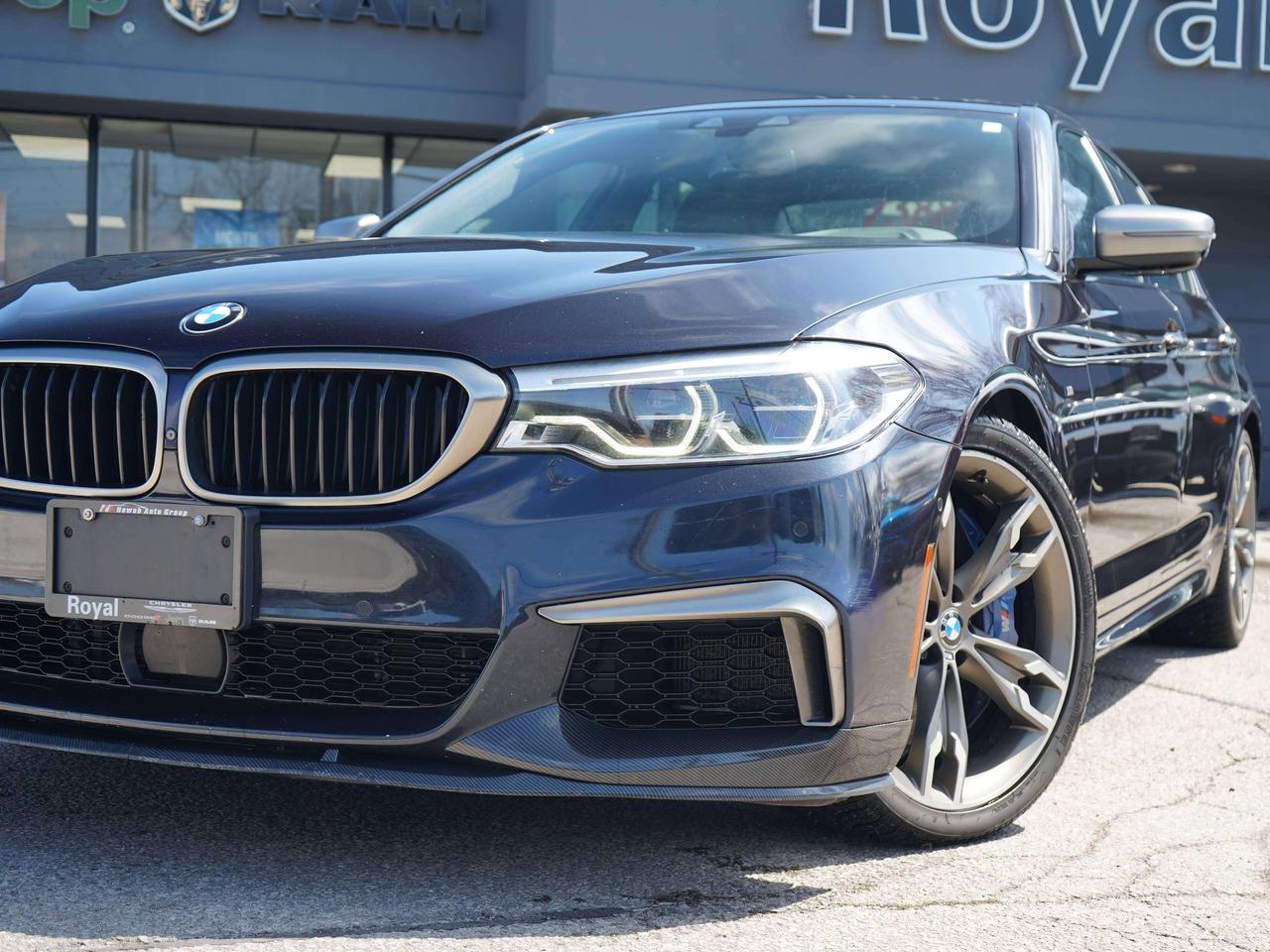 2018 BMW 5 Series xDrive Photo