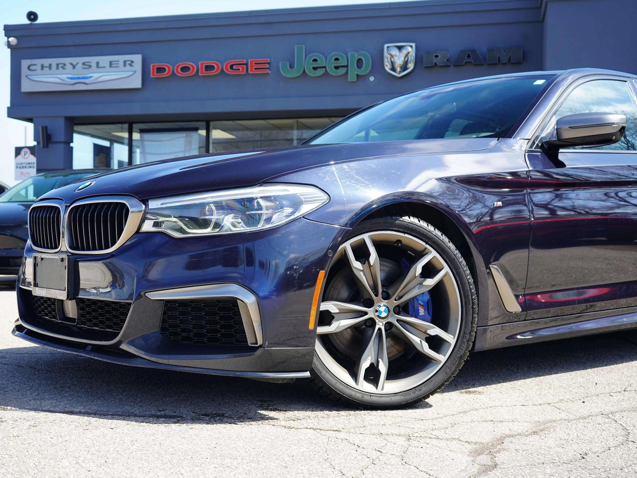 2018 BMW 5 Series xDrive Photo