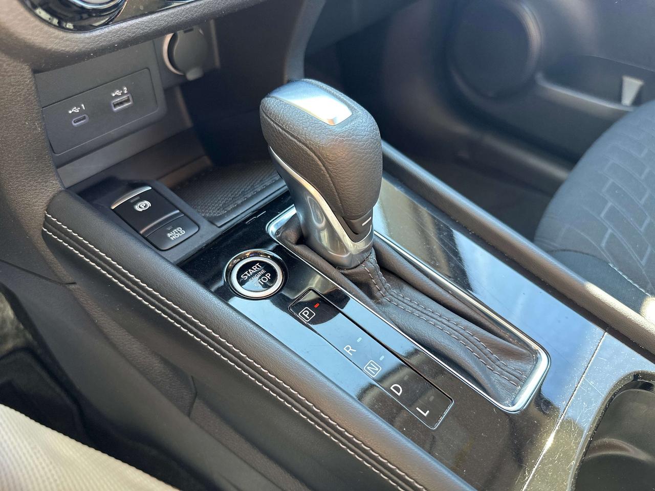 2024 Nissan Kicks SV Photo