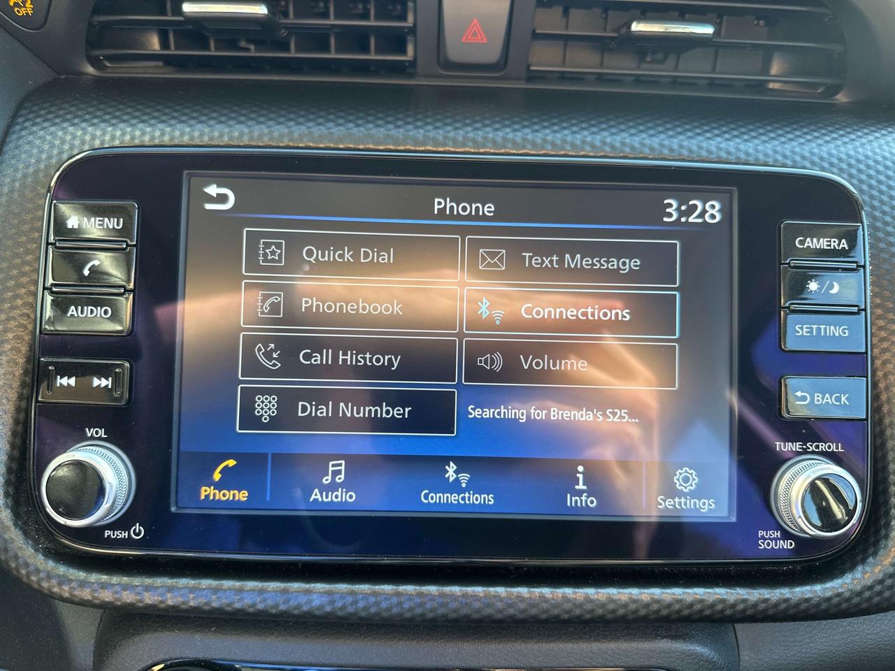 2024 Nissan Kicks SV Photo